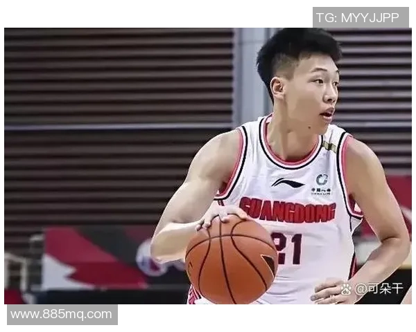 重庆篮球队个人能力排名创新高引发热议球迷期待新赛季表现 重庆篮球队个人能力排名创新高引发热议球迷期待新赛季表现