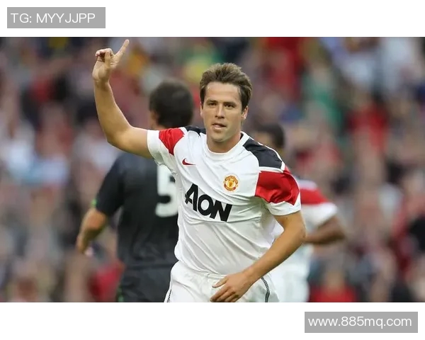 足球明星时尚穿搭大赏社会服装风格与个性展示